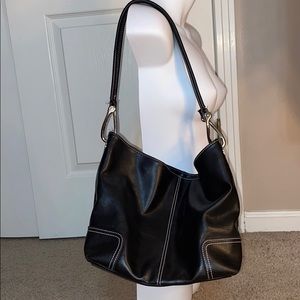 F25 Bellerose Black Purse